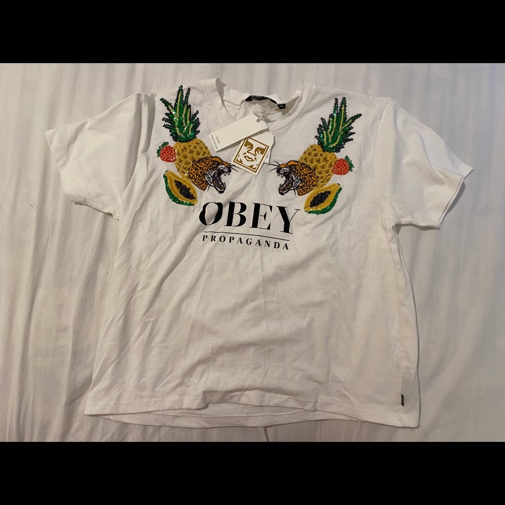 Obey women’s top. **NWT**